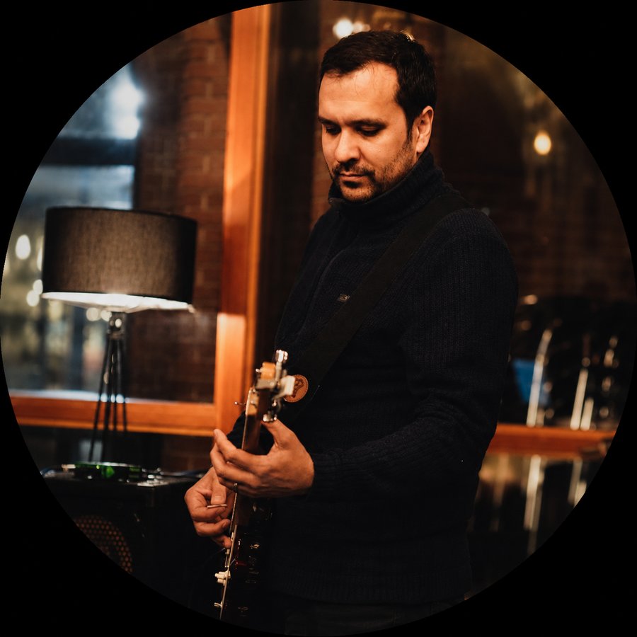 Daniel Paine – Guitar & Vocals